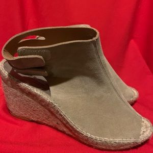 Bettye Muller Peep toe wedges